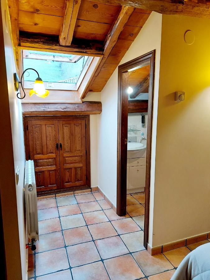 בית הארחה וייוסלאדה דה קמרוס 	Casa Rural El Quemao מראה חיצוני תמונה